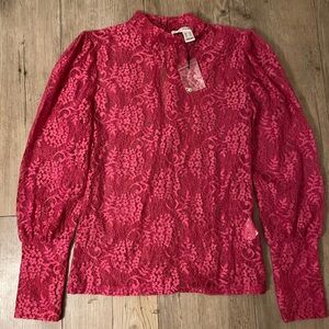 Pink new blouse, beautiful color, lace material 🩷